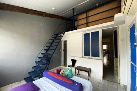 Apartamento à venda com 240m², 3 quartos e sem vaga Apartamento à venda com 240m², 3 quartos e sem vagaSuite
