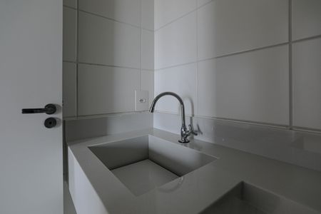 Apartamento para alugar com 54m², 2 quartos e 1 vaga Apartamento para alugar com 54m², 2 quartos e 1 vagaBanheiro