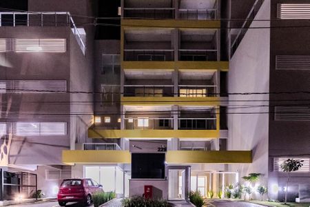 Apartamento para alugar com 54m², 2 quartos e 1 vaga Apartamento para alugar com 54m², 2 quartos e 1 vagaFachada