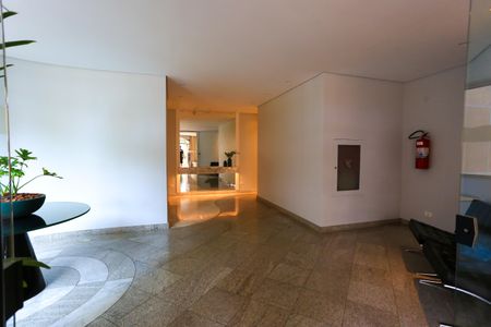 Apartamento à venda com 245m², 4 quartos e 4 vagasHall de entrada