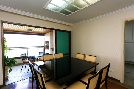 Apartamento à venda com 245m², 4 quartos e 4 vagasSala de Jantar