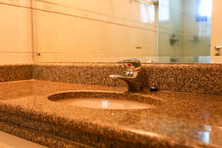 Apartamento à venda com 245m², 4 quartos e 4 vagasBanheiro da Suíte 3