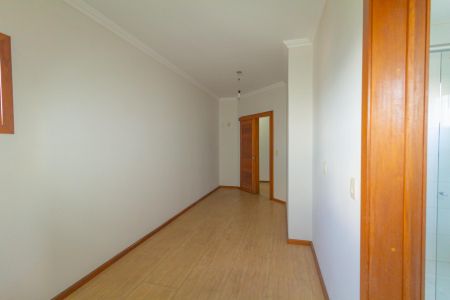 Casa à venda com 300m², 4 quartos e 2 vagas Casa à venda com 300m², 4 quartos e 2 vagasCloset da suíte