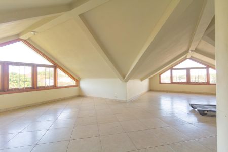 Casa à venda com 300m², 4 quartos e 2 vagas Casa à venda com 300m², 4 quartos e 2 vagasSala 2