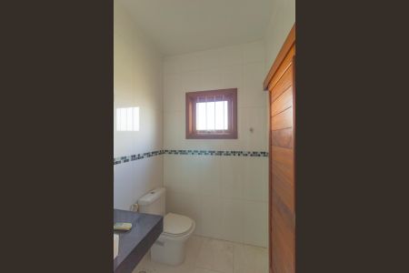 Casa à venda com 300m², 4 quartos e 2 vagas Casa à venda com 300m², 4 quartos e 2 vagasBanheiro da Suíte