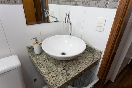 Casa à venda com 125m², 3 quartos e 2 vagas Casa à venda com 125m², 3 quartos e 2 vagasBanheiro da Suíte 1