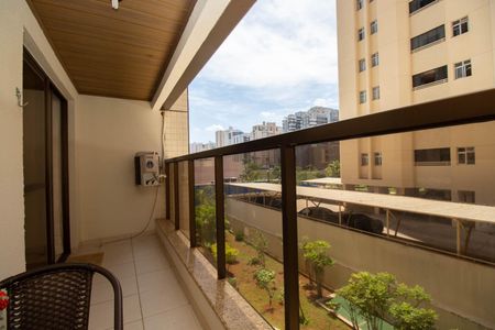 Apartamento para alugar com 43m², 1 quarto e 1 vaga Apartamento para alugar com 43m², 1 quarto e 1 vagaSacada