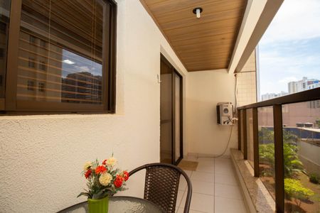 Apartamento para alugar com 43m², 1 quarto e 1 vaga Apartamento para alugar com 43m², 1 quarto e 1 vagaSacada