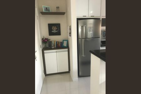 Apartamento à venda com 52m², 2 quartos e 1 vaga Apartamento à venda com 52m², 2 quartos e 1 vagaCozinha