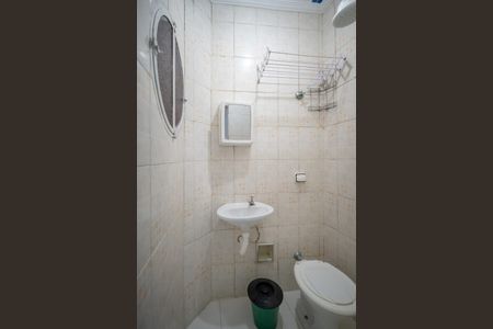 Banheiro Social de kitnet/studio para alugar com 1 quarto, 20m² em Aclimação, São Paulo