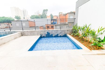 Apartamento à venda com 38m², 2 quartos e sem vaga Apartamento à venda com 38m², 2 quartos e sem vagaÁrea comum - Piscina