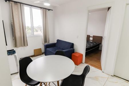 Apartamento à venda com 38m², 2 quartos e sem vaga Apartamento à venda com 38m², 2 quartos e sem vagaSala