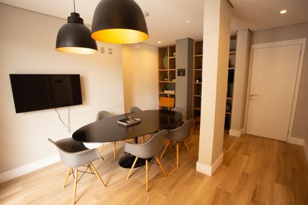 Apartamento à venda com 62m², 2 quartos e 1 vagaÁrea comum