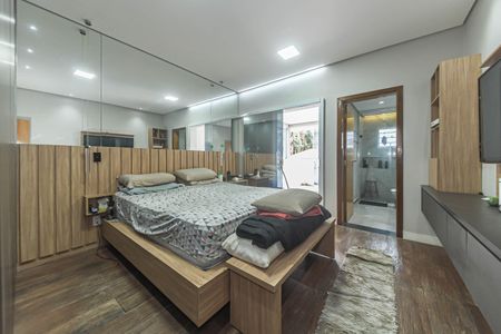 Casa à venda com 135m², 3 quartos e 1 vagaSuíte