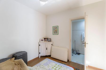 Apartamento à venda com 210m², 4 quartos e 3 vagas Apartamento à venda com 210m², 4 quartos e 3 vagasSuíte 2