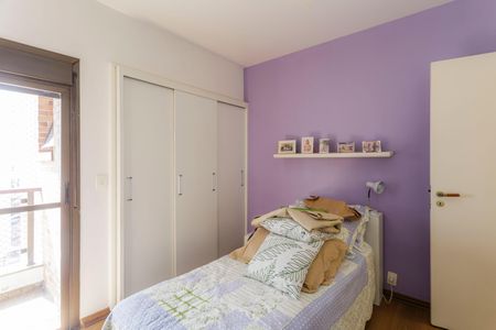 Apartamento à venda com 210m², 4 quartos e 3 vagas Apartamento à venda com 210m², 4 quartos e 3 vagasSuíte 2