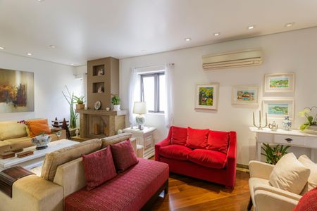 Apartamento à venda com 210m², 4 quartos e 3 vagas Apartamento à venda com 210m², 4 quartos e 3 vagasSala