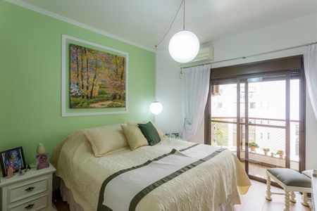 Apartamento à venda com 210m², 4 quartos e 3 vagas Apartamento à venda com 210m², 4 quartos e 3 vagasSuíte 3