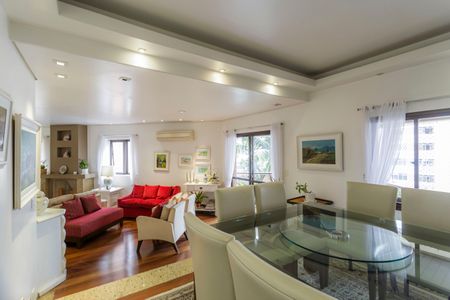 Apartamento à venda com 210m², 4 quartos e 3 vagas Apartamento à venda com 210m², 4 quartos e 3 vagasSala