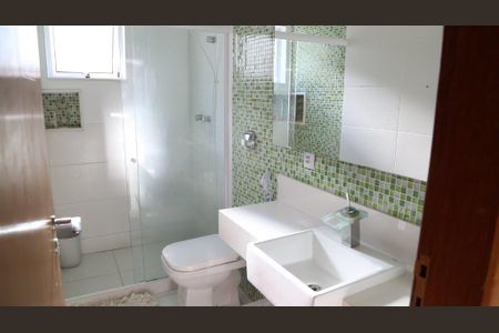 Casa à venda com 600m², 4 quartos e 10 vagas