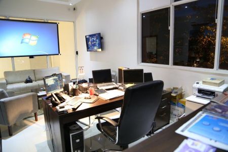 Casa à venda com 600m², 4 quartos e 10 vagas