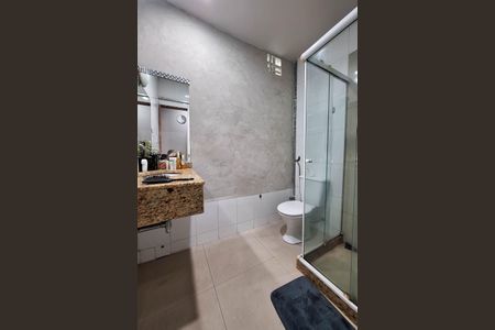 Apartamento à venda com 90m², 3 quartos e sem vaga Apartamento à venda com 90m², 3 quartos e sem vagaBanheiro Social