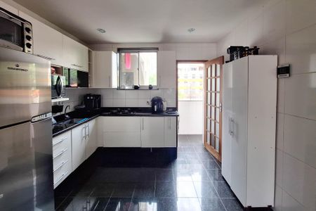 Apartamento à venda com 90m², 3 quartos e sem vaga Apartamento à venda com 90m², 3 quartos e sem vagaCozinha