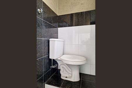 Apartamento à venda com 90m², 3 quartos e sem vaga Apartamento à venda com 90m², 3 quartos e sem vagaBanheiro de serviço