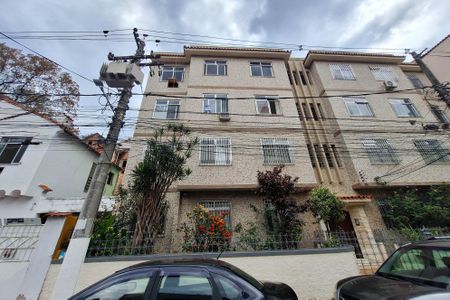 Apartamento à venda com 90m², 3 quartos e sem vaga Apartamento à venda com 90m², 3 quartos e sem vagaFachada