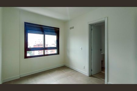 Suíte 1 de apartamento para alugar com 2 quartos, 120m² em Menino Deus, Porto Alegre