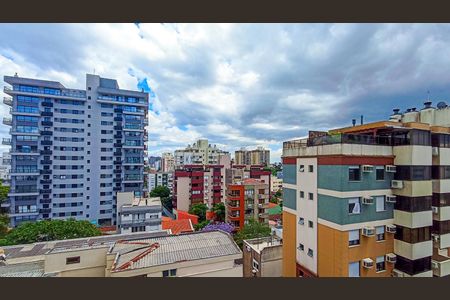 Vista da Suíte 1 de apartamento para alugar com 2 quartos, 120m² em Menino Deus, Porto Alegre