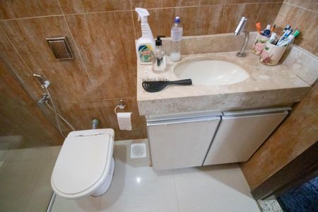 Casa à venda com 520m², 4 quartos e 3 vagas Casa à venda com 520m², 4 quartos e 3 vagasBanheiro Social