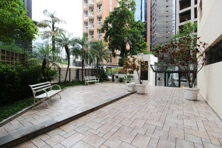 Apartamento para alugar com 128m², 3 quartos e 2 vagas Apartamento para alugar com 128m², 3 quartos e 2 vagasEntrada