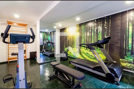 Apartamento para alugar com 128m², 3 quartos e 2 vagas Apartamento para alugar com 128m², 3 quartos e 2 vagasÁrea comum - Academia