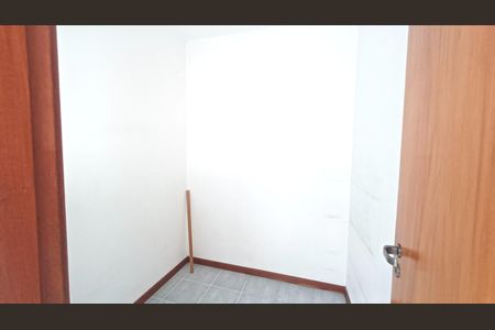 Apartamento à venda com 110m², 3 quartos e 2 vagas Apartamento à venda com 110m², 3 quartos e 2 vagasQuarto de Serviço