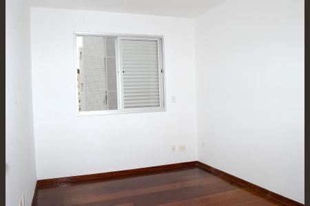 Apartamento à venda com 110m², 3 quartos e 2 vagasQuarto 3
