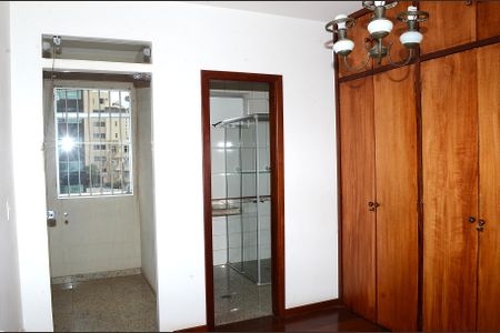 Apartamento à venda com 110m², 3 quartos e 2 vagasQuarto 2 - Suíte