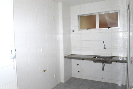 Apartamento à venda com 110m², 3 quartos e 2 vagasCozinha
