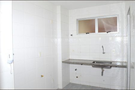 Apartamento à venda com 110m², 3 quartos e 2 vagasCozinha