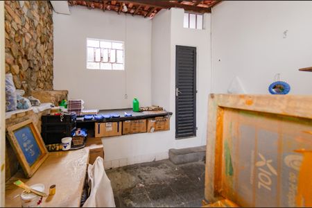 Casa à venda com 337m², 5 quartos e 3 vagas Casa à venda com 337m², 5 quartos e 3 vagasQuartinho