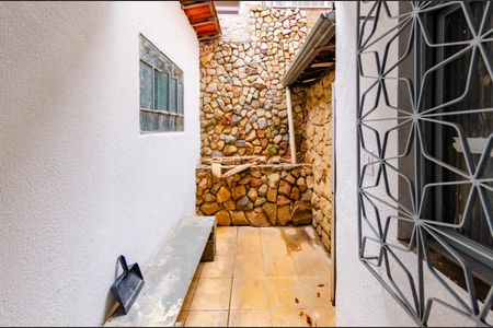 Casa à venda com 337m², 5 quartos e 3 vagas Casa à venda com 337m², 5 quartos e 3 vagasÁrea externa