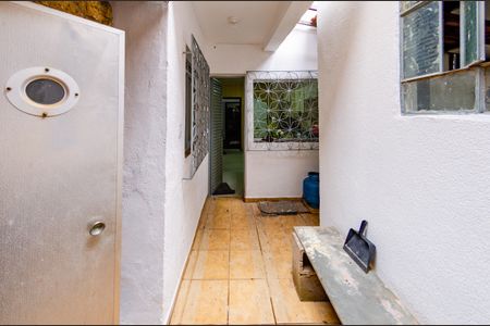 Casa à venda com 337m², 5 quartos e 3 vagas Casa à venda com 337m², 5 quartos e 3 vagasÁrea externa