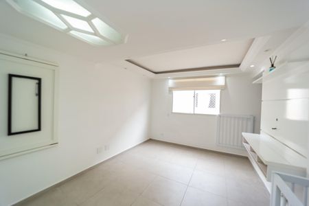 Sala de casa de condomínio à venda com 2 quartos, 82m² em Vila Paranagua, São Paulo