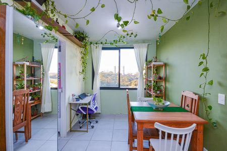 Apartamento à venda com 34m², 2 quartos e 1 vaga Apartamento à venda com 34m², 2 quartos e 1 vagaCopa