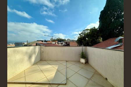 Casa à venda com 200m², 3 quartos e 2 vagas Casa à venda com 200m², 3 quartos e 2 vagasÁrea Gourmet