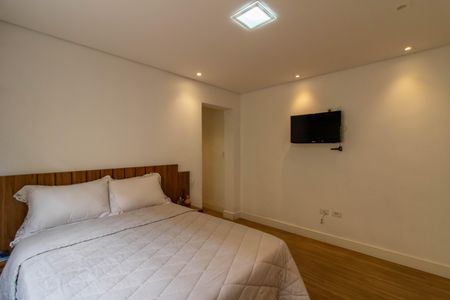 Casa à venda com 200m², 3 quartos e 2 vagas Casa à venda com 200m², 3 quartos e 2 vagasSuíte