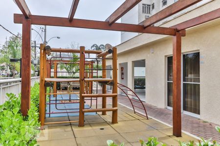 Apartamento à venda com 48m², 2 quartos e 1 vaga Apartamento à venda com 48m², 2 quartos e 1 vagaÁrea comum - Playground