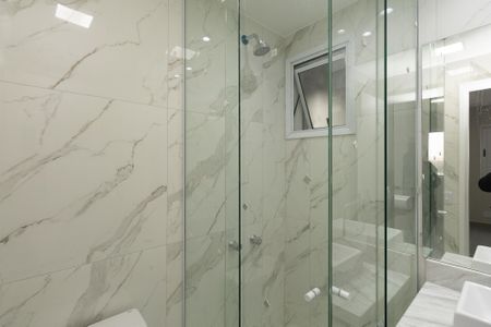 Apartamento à venda com 63m², 2 quartos e 1 vaga Apartamento à venda com 63m², 2 quartos e 1 vagaBanheiro da Suíte