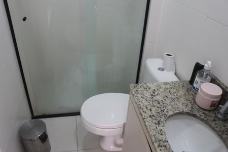 Apartamento à venda com 73m², 2 quartos e 2 vagasBanheiro 1