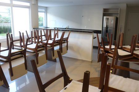 Apartamento à venda com 73m², 2 quartos e 2 vagasÁrea comum - Salão de festas